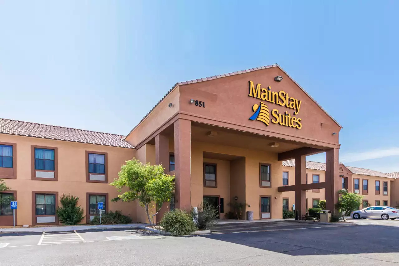 MainStay Suites