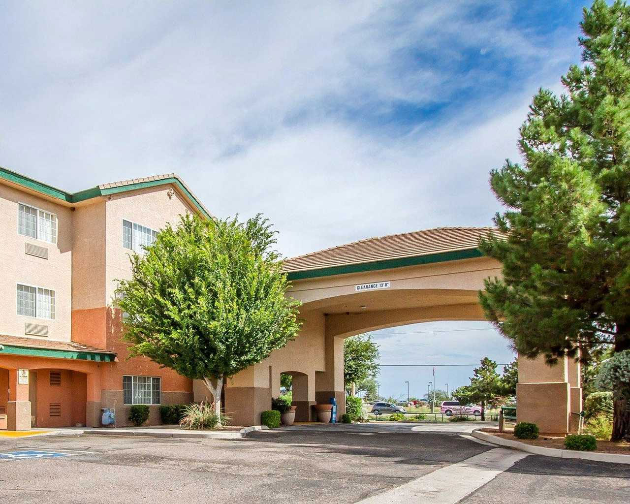 Comfort Inn & Suites