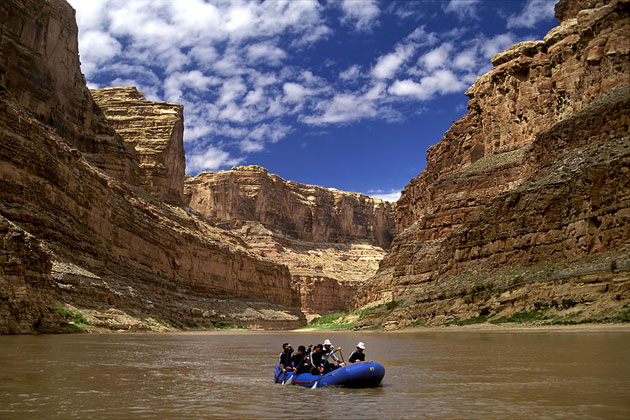 Rafting Cataract Canyon