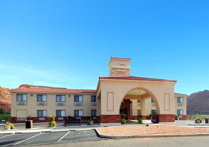Hotels And Other Lodging In Near Fredonia Utah Is Truly Centrally Located To The National Parks And Scenic Wonders Of Color Country Region Go Any Direction From Our Hotel In Kanab